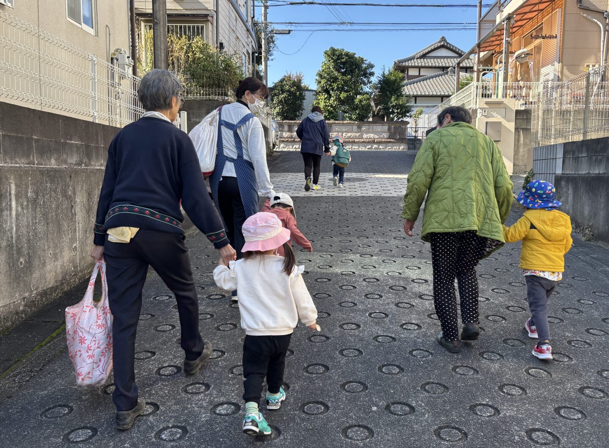 地域での暮らしと親子の成長を支える、地域訓練会「ほっぺ」【前編】
